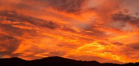 Cielo de candilazo en Gavà.