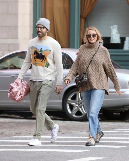 Ryan Reynolds y Blake Lively dando un paseo por Nueva York
