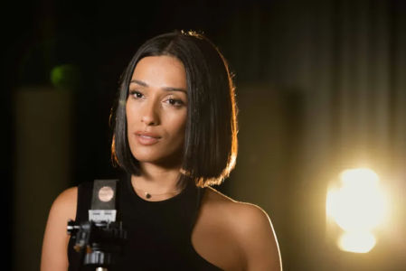 Chanel interpretando 'Aigua' en el Disc de la Marató