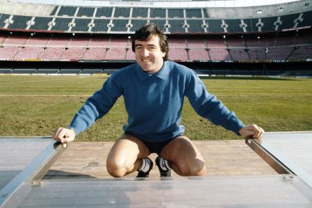 English former footballer and manager of FC Barcelona, Terry Venables pictured at the club's Camp Nou stadium in Barcelona, Spain in 1985. (Photo by Paul Popper/Popperfoto via Getty Images)