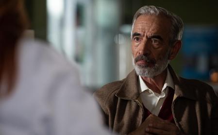 Antonio (Imanol Arias) en la última temporada votó a José María Aznar.