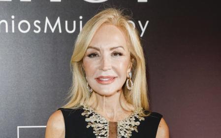 Carmen Lomana at photocall for 14 edition of Mujer Hoy awards in Madrid on Wednesday, 29 November 2023.