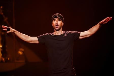 Enrique Iglesias performs during The Trilogy Tour at Crypto.com Arena in Los Angeles, California, U.S. November 30, 2023. REUTERS/Mario Anzuoni