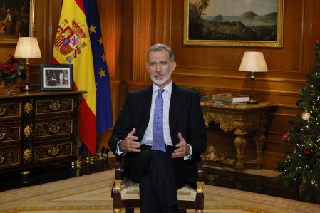 El rey Felipe VI en su tradicional mensaje de Navidad, el décimo de su reinado, en el que ha apelado al cumplimiento de la Constitución.