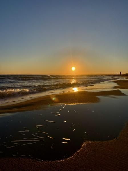 Puesta de sol de Nochebuena en Gavà Mar.