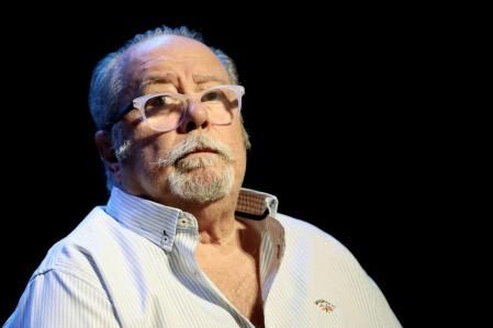 Paco Arévalo, el cómico que desafió la tragedia con una sonrisa, fallece a los 76 años en València