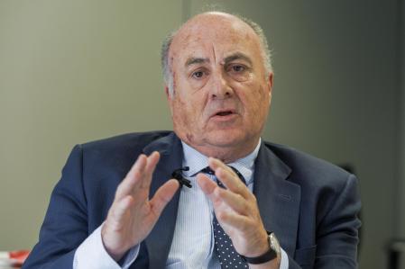 ESPAÑA MIGUEL ÁNGEL BLANCO (SERIE ESPECIAL):MADRID, 09/07/2022.- El juez de la Audiencia Nacional Manuel García Castellón, al que correspondió coordinar la angustiosa búsqueda contrarreloj de Miguel Ángel Blanco, secuestrado y asesinado por ETA hace ahora 25 años, durante una entrevista con Efe. García Castellón recibe a Efe en su despacho de la Audiencia Nacional con todas las cautelas, dado que, 25 años después, este atentado ha vuelto a su mesa e investiga si la cúpula de ETA es responsable del secuestro y del fatídico desenlace porque hubiese podido evitarlo, de modo que hay cuestiones sobre las que se abstiene de pronunciarse. EFE/Sergio Pérez