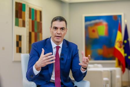 El presidente del Gobierno, Pedro Sánchez, atendió a 'Guyana Guardian' en La Moncloa