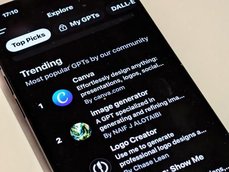 La tienda de GPTs en la aplicación móvil de iPhone de ChatGPT.