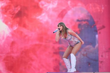 Taylor Swift durante el concierto en Melbourne dentro de la gira 'Eras Tour'