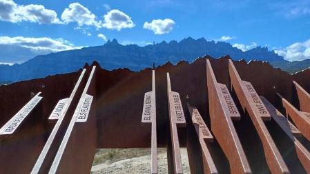 El mirador guía de Montserrat en Castellbell i el Vilar.