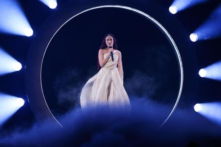Malmo (Sweden), 09/05/2024.- Eden Golan representing Israel with the song 'Hurricane' performs during the second semi-final of the 68th edition of the Eurovision Song Contest (ESC) at the Malmo Arena, in Malmo, Sweden, 09 May 2024. (Suecia) EFE/EPA/JESSICA GOW SWEDEN OUT