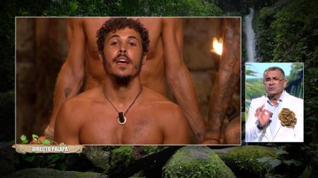 Kiko Jiménez dinamita la gala 'Supervivientes' con una noticia 'bomba': ''He visto a Gorka y a Marieta comerse la boca''