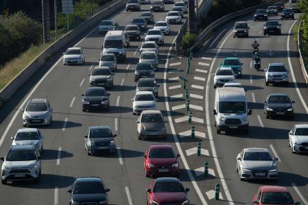Nueve de cada diez españoles elige el coche para desplazarse a su lugar vacacional&nbsp;