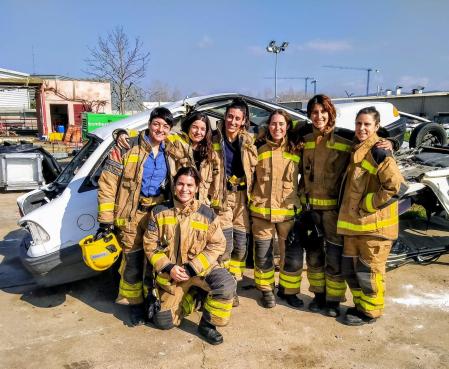 Bomberas excarceladoras, tras participar en un simulacro