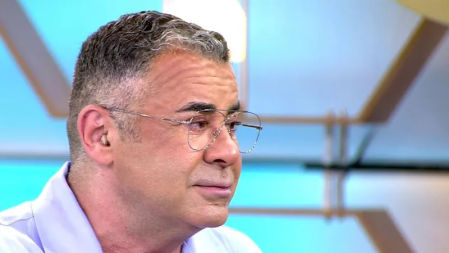 Jorge Javier Vázquez se conmueve con las emotivas historias de vida de sus invitados