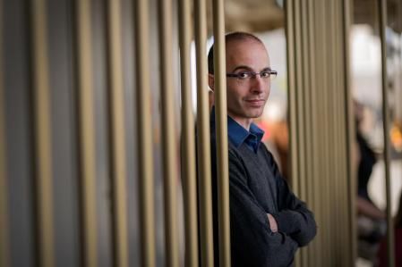 El escritor Yuval Noah Harari