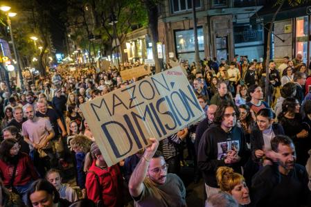 Dana Valencia manifestación en contra de la gestion de los gobiernos Valenciano y Español