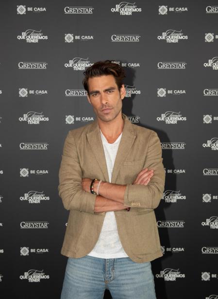 Jon Kortajarena es imagen de Be Casa, una empresa que ofrece una innovadora propuesta de alquiler flexible de viviendas