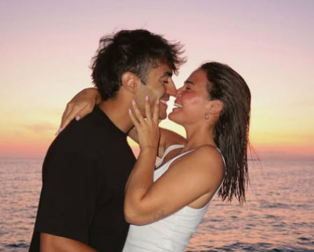 Laura Escanes tiene una relación con Joan Verdú.