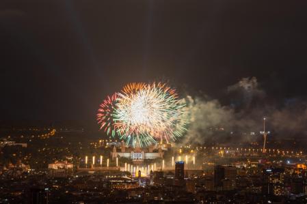El Piromusical de la Mercè visto desde la Carretera de les Aigües.