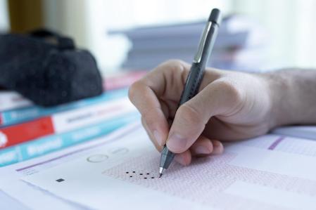 El porcentaje de alumnos que aprueba a la primera el examen teórico del carnet de conducir ha ido cayendo con los años