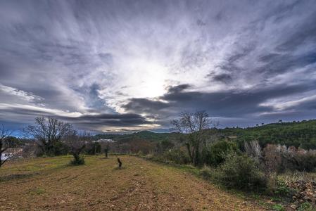 El sol se hace paso entre las nubes