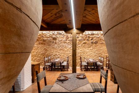 Interior de la Bodega del Convento, en el Parador de Almagro&nbsp;