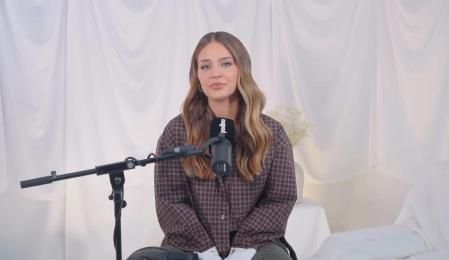 Laura Escanes en su pódcast 'Entre el cielo y las nubes'