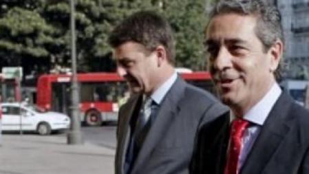 El ex vicepresidente del Gobierno valenciano, Victor Campos, a su llegada a la sede del Tribunal Superior de Justicia de la Comunitat Valenciana