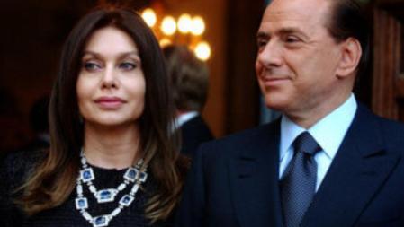 Verónica Lario y el primer ministro de Italia, Silvio Berlusconi