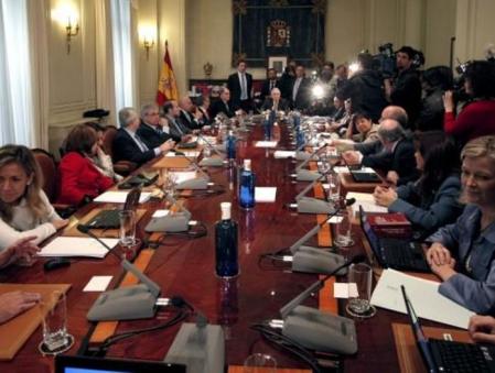 Vista general de la reunión del pleno extraordinario del Consejo General del Poder Judicial (CGPJ) que ha estudiado la suspensión cautelarmente al juez de la Audiencia Nacional Baltasar Garzón