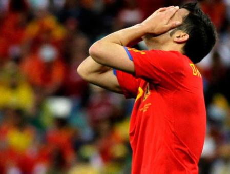 David Villa se muestra abatido tras la derrota ante Suiza
