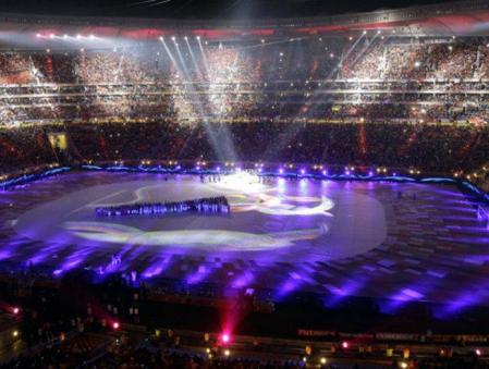 El colorido del Soccer City durante la ceremonia de clausura