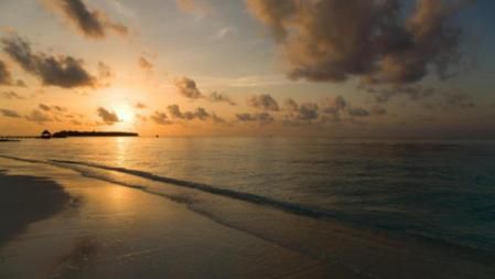 Puesta de sol frente al Océano Índico