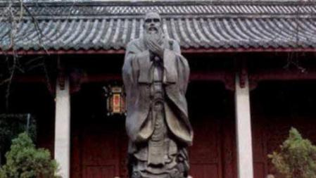 Imagen del filósofo chino Confucio en su ciudad natal de Qufu, en China.