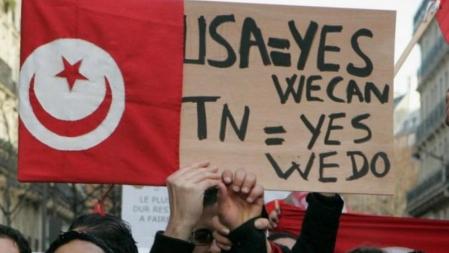 Miles de personas celebran en Francia el cambio en Túnez