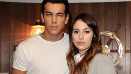 Los actores Mario Casas y Blanca Suárez en la presentación de la nueva ficción de Antena 3, 'El barco'