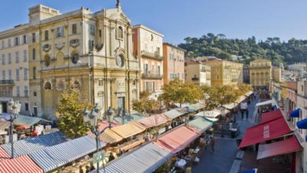 Mercado de Cours Saleya, en el casco antiguo de Niza