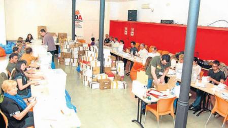 Los organizadores comenzaron ayer el escrutinio del voto anticipado en la consulta