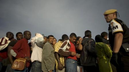 Entre los afectados por los seísmos hay numerosos inmigrantes, como se aprecia en la foto