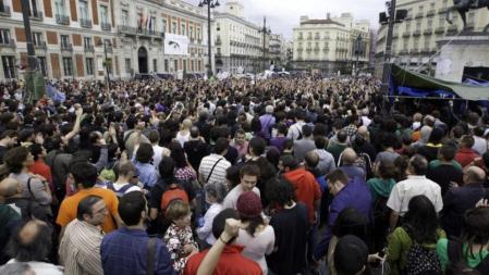 Miles de manifestantes se han congregado en la céntrica plaza de la Puerta del Sol