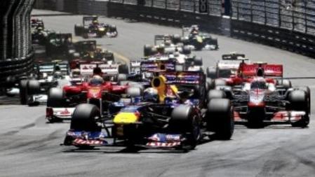 El piloto alemán de Fórmula Uno Sebastian Vettel, de la escudería Red Bull, toma una curva durante el Gran Premio de Mónaco de Fórmula Uno que se disputa en el circuito urbano de Montecarlo (Mónaco), hoy, domingo 29 de mayo de 2011