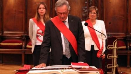 El alcalde de Barcelona, en el momento de la toma de posesión del cargo