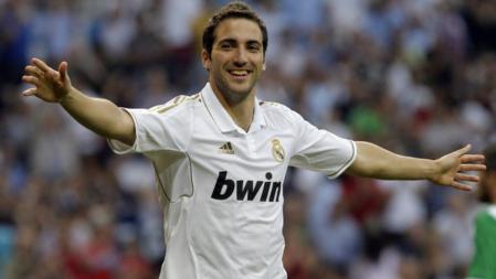 Higuaín firmó una nuevo 'hat-trick', el segundo consecutivo en Liga