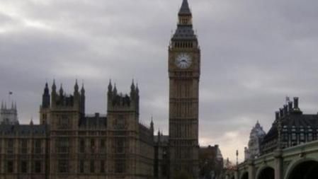 El río Támesis frente al Big Ben