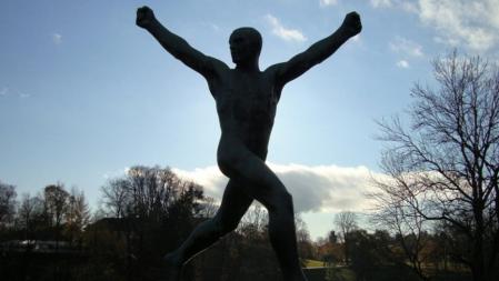 Escultura del parque Vigeland de Oslo.