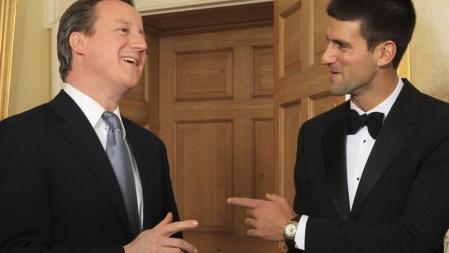 Djokovic bromea con el primer ministro británico David Cameron