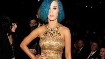 El segundo estilismo elegido por Katy Perry fue mejor que el primero