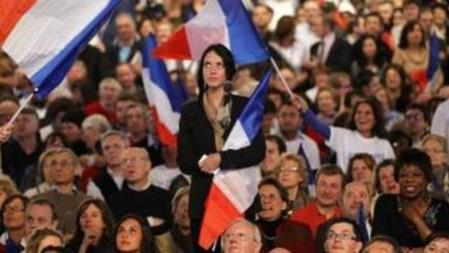 Sarkozy amenaza con salir de Schengen y adoptar medidas proteccionistas